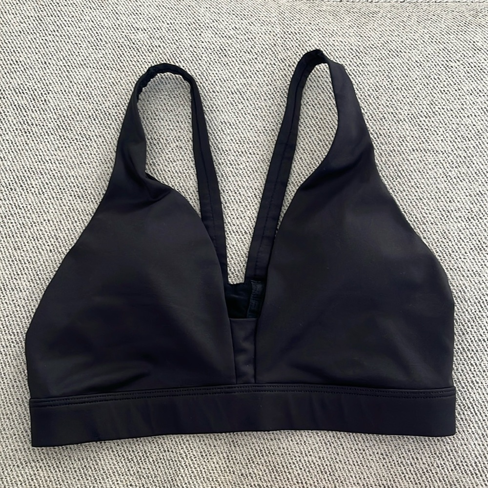 VS sports bra